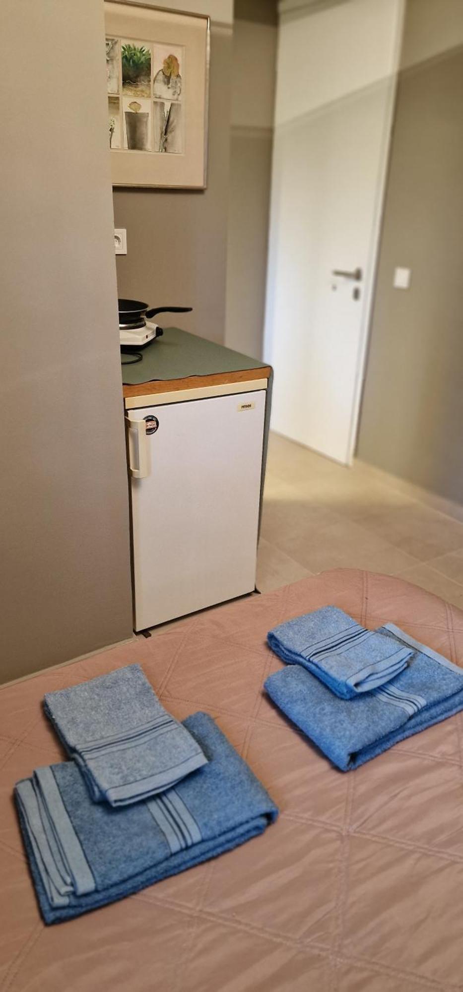 A Cozy Affordable Place At Voula アテネ エクステリア 写真